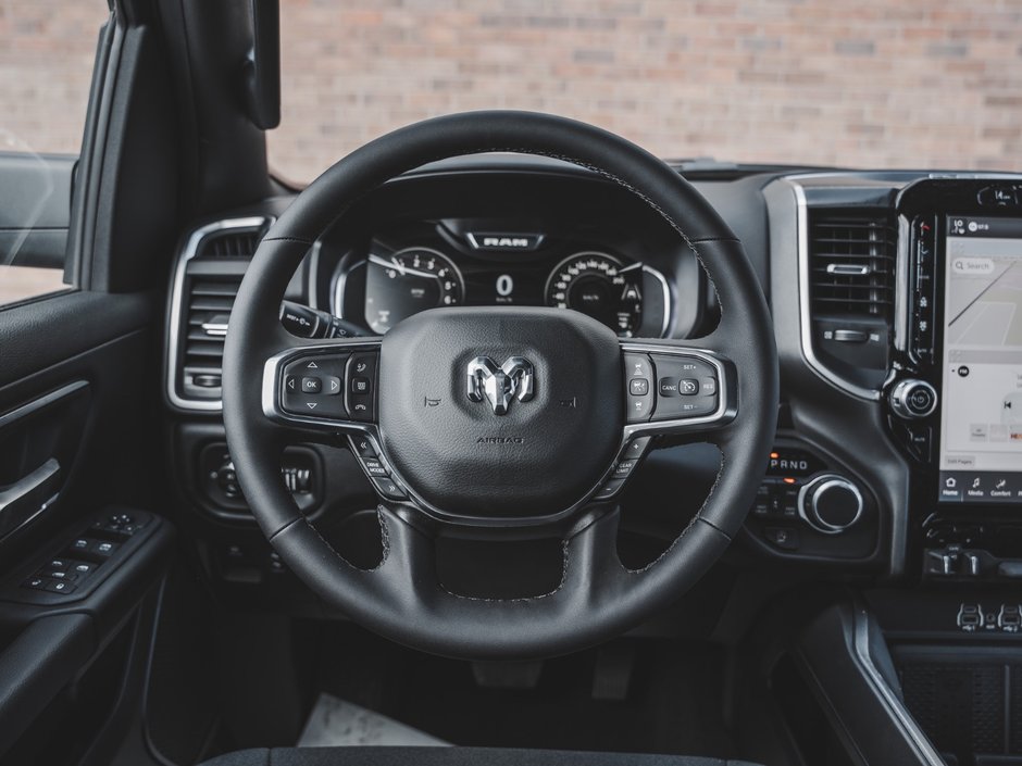 2025 Ram 1500 BIG HORN