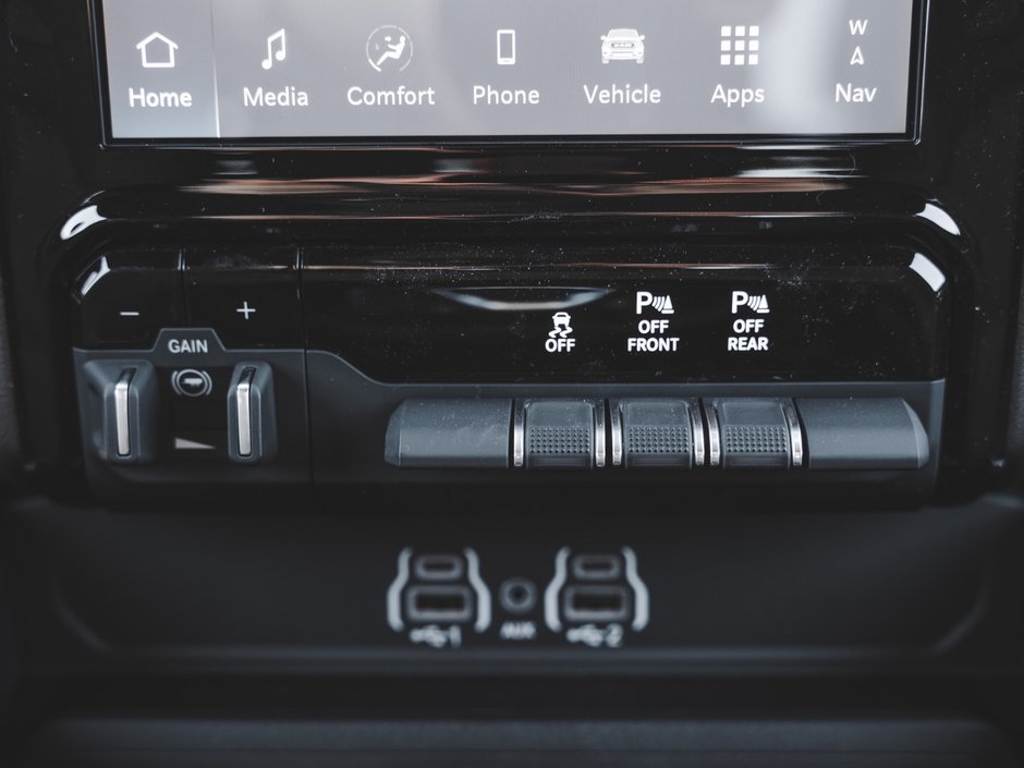 2025 Ram 1500 BIG HORN