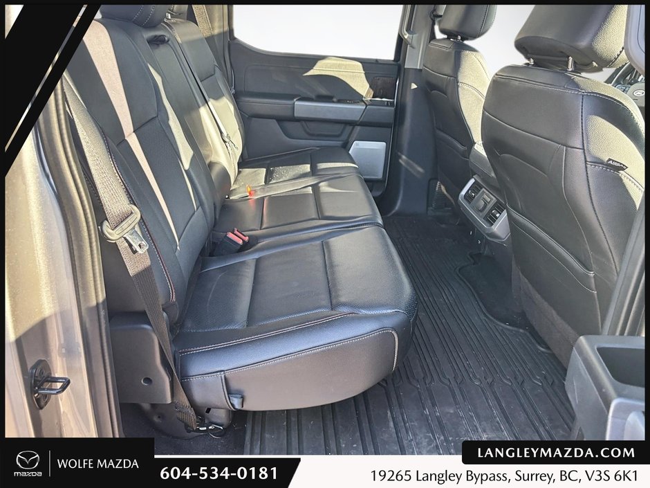 2022 Ford F-150 LARIAT-21