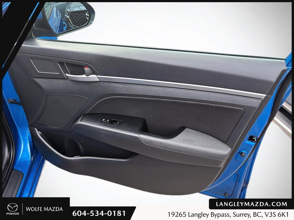2017 Hyundai Elantra GL-19