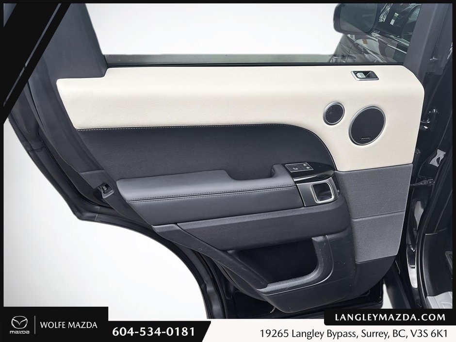 2021 Land Rover Range Rover Sport HSE Silver-16