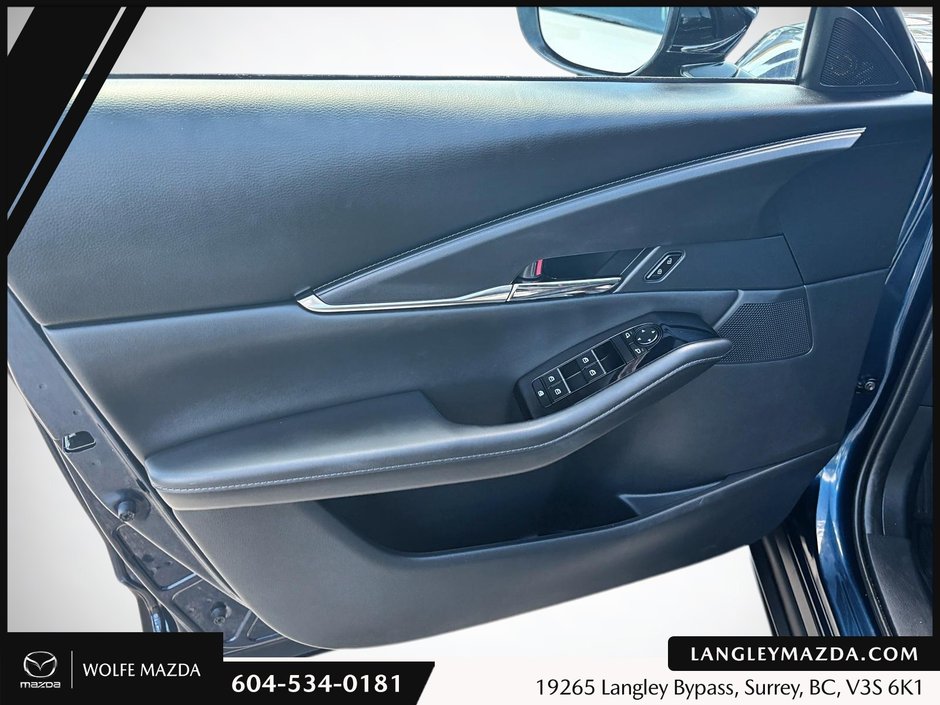 2022 Mazda CX-30 GS-9