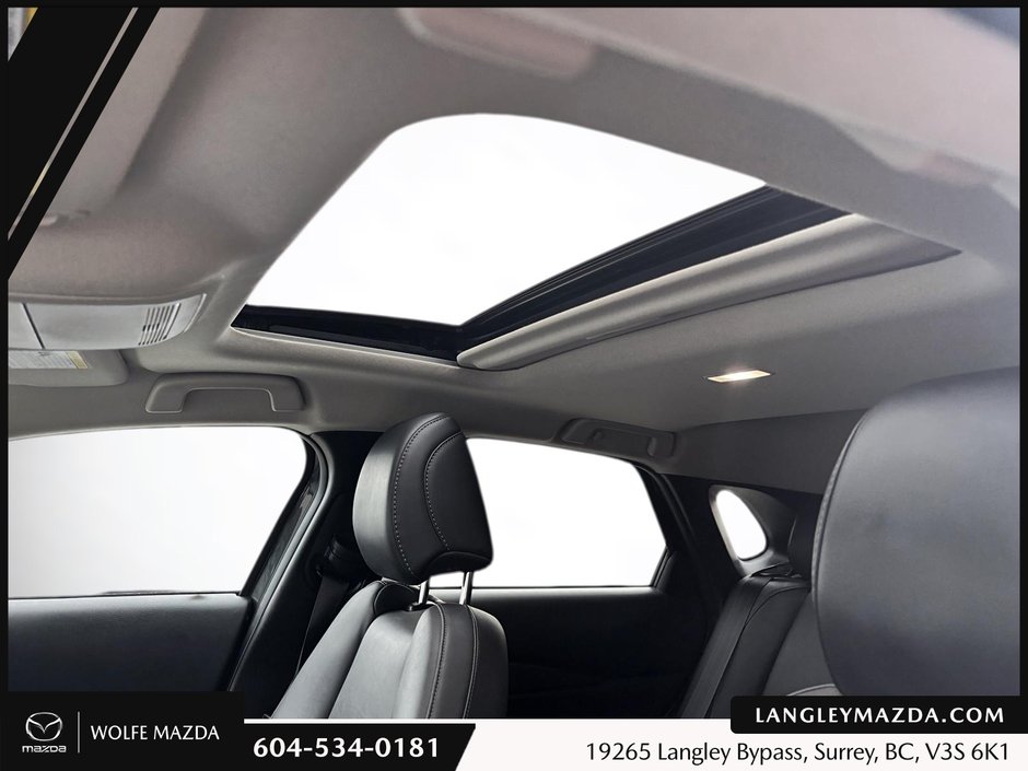 2022 Mazda CX-30 GS-11