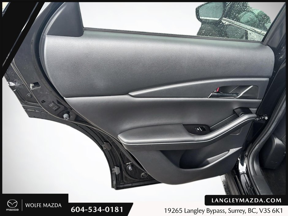 2023 Mazda CX-30 GS-18