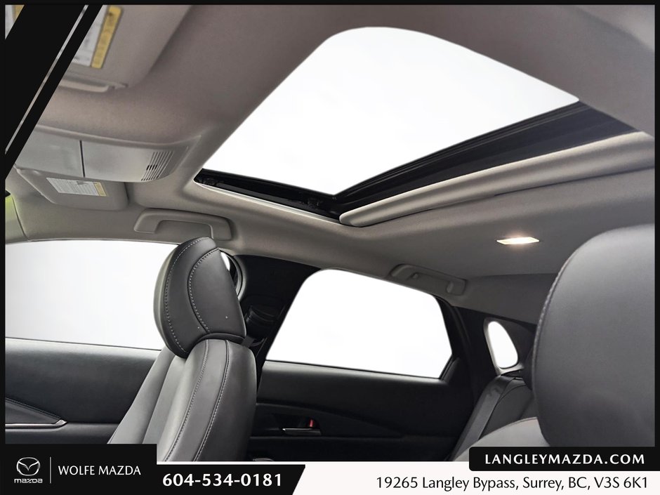 2024 Mazda CX-30 GS-11