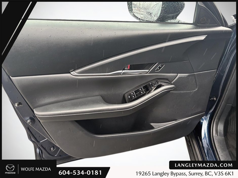 2024 Mazda CX-30 GS-9