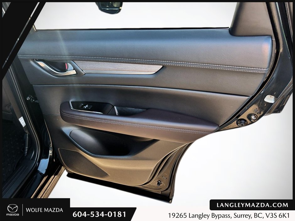2023 Mazda CX-5 Signature-33