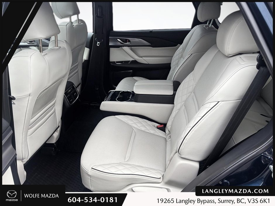 2023 Mazda CX-9 Signature-18