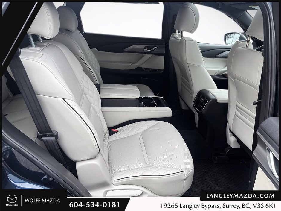 2023 Mazda CX-9 Signature-23