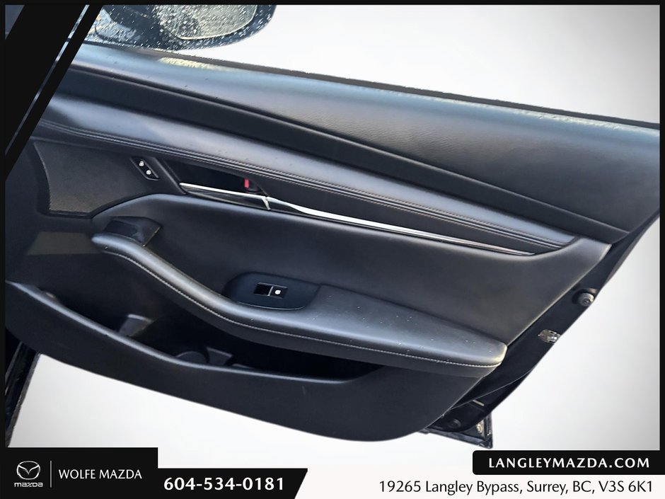 2021 Mazda 3 Sport GS-19