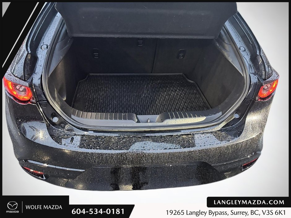 2021 Mazda 3 Sport GS-16