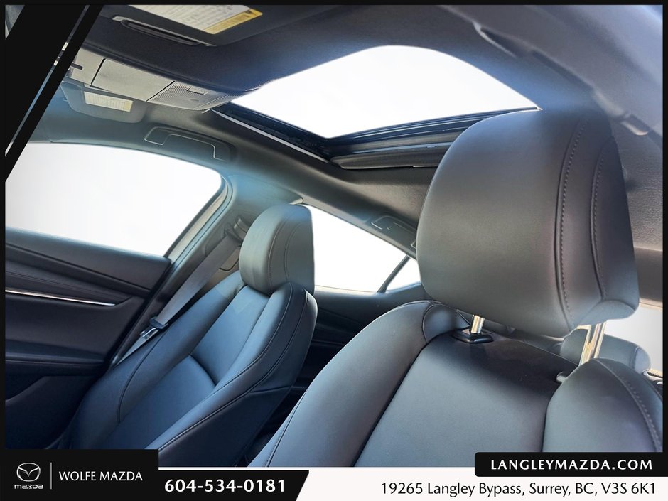 2025 Mazda 3 Sport GS-10