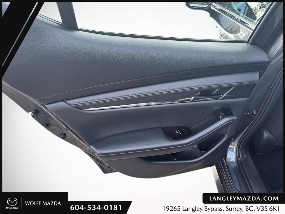 2025 Mazda 3 Sport GS-15