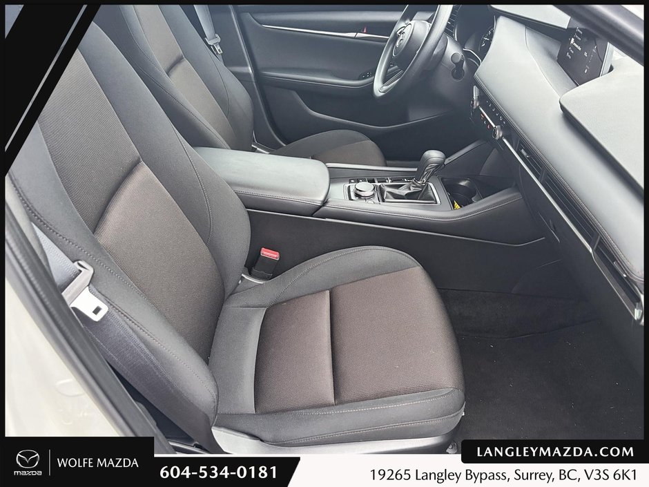 2025 Mazda 3 Sport GX-17