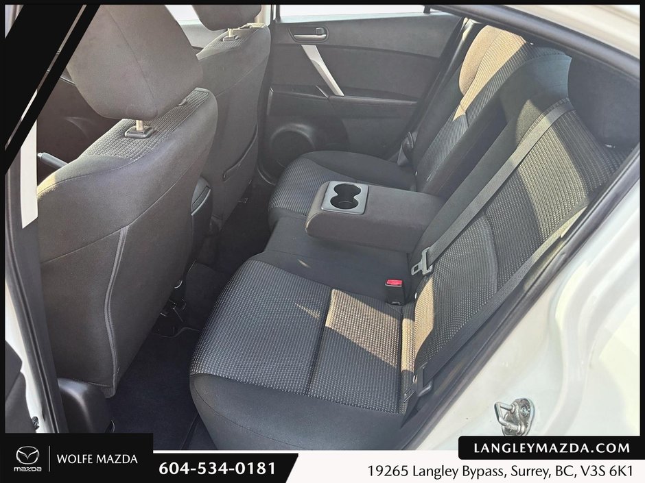 2013 Mazda 3 GS-SKY-16