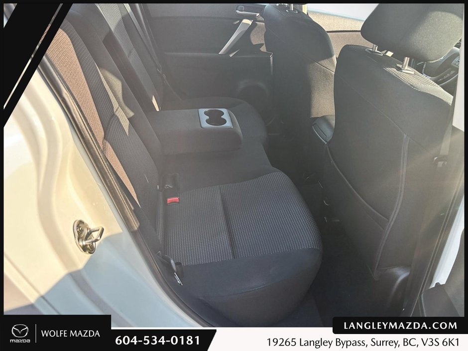 2013 Mazda 3 GS-SKY-19