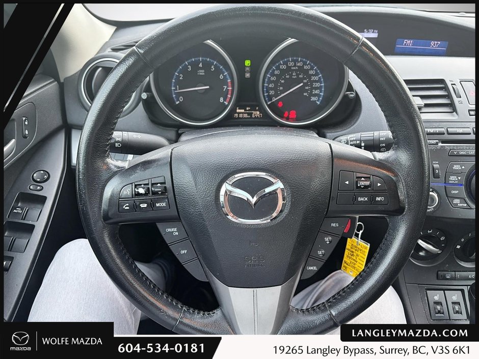 2013 Mazda 3 GS-SKY-11