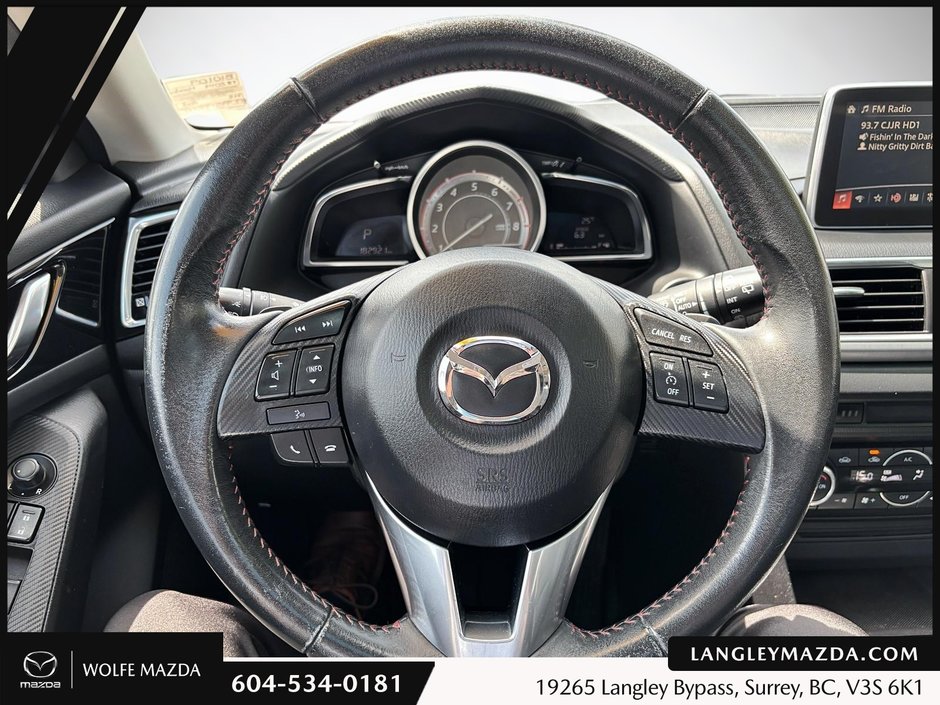2014 Mazda 3 GT-SKY-12