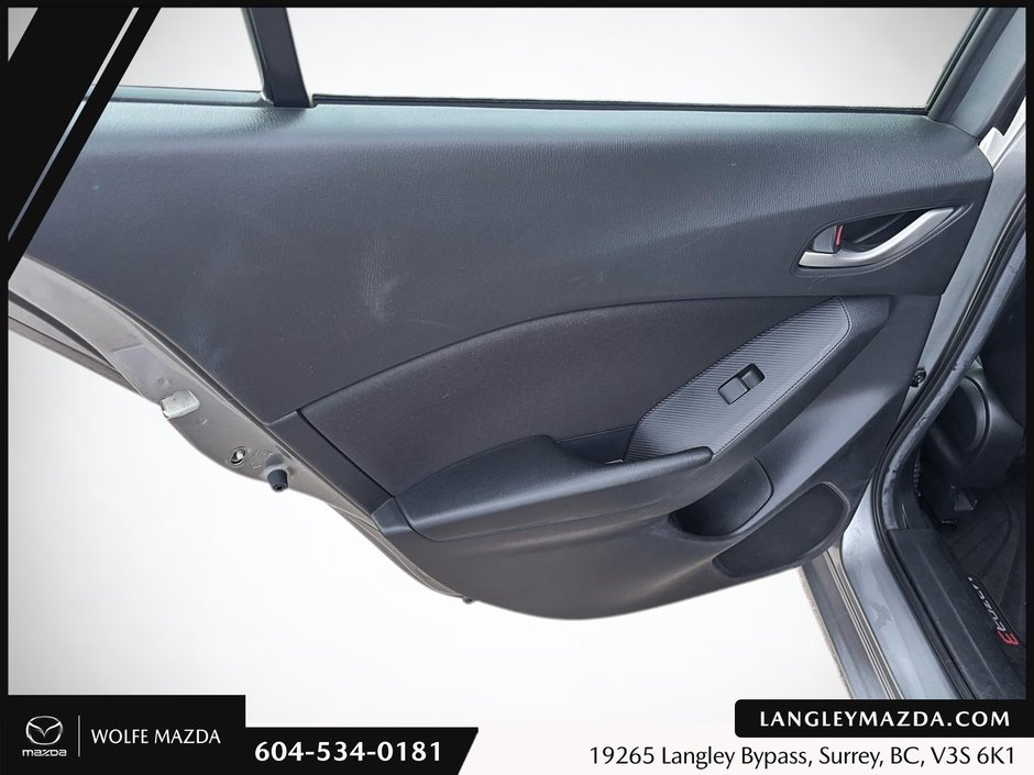 2016 Mazda 3 GS-15