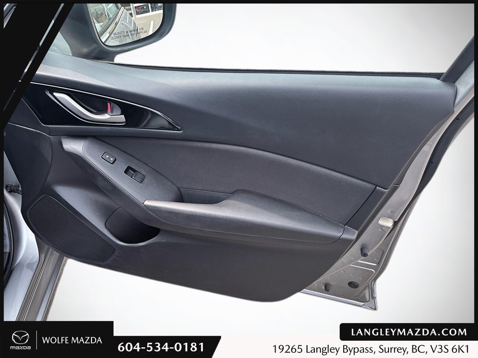 2016 Mazda 3 GS-20