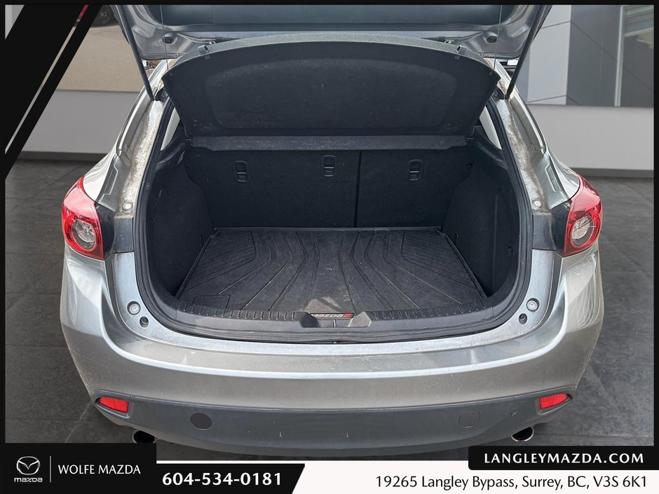 2016 Mazda 3 GS-17