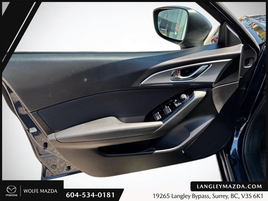 2017 Mazda 3 GT-8