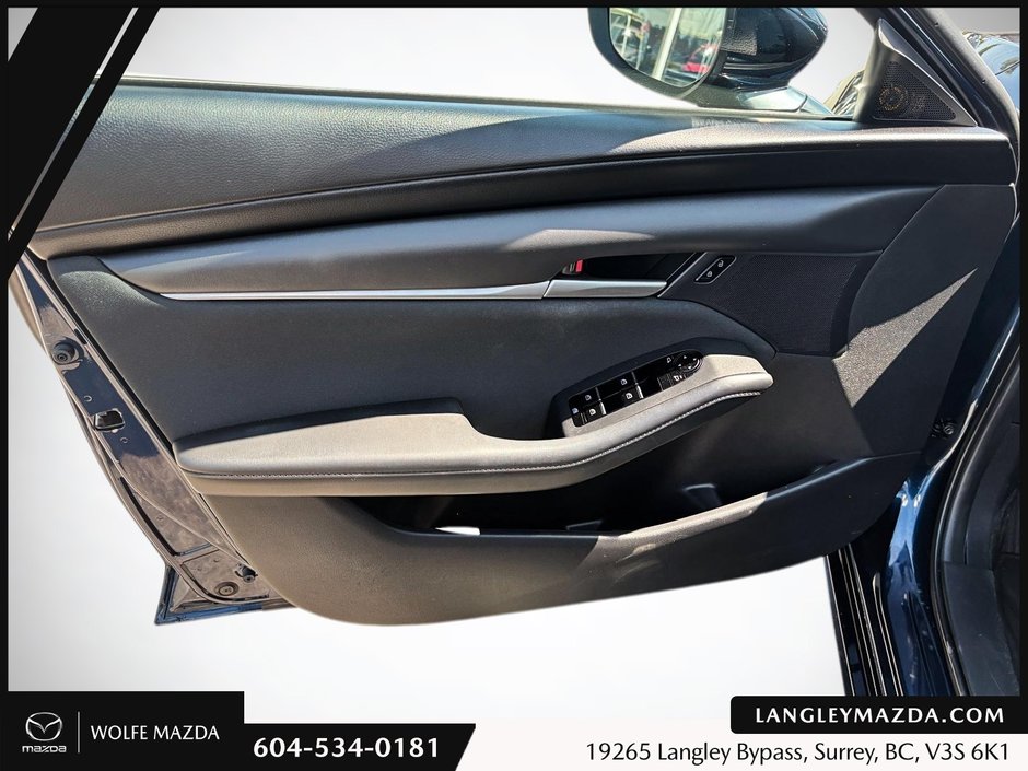 2020 Mazda 3-9