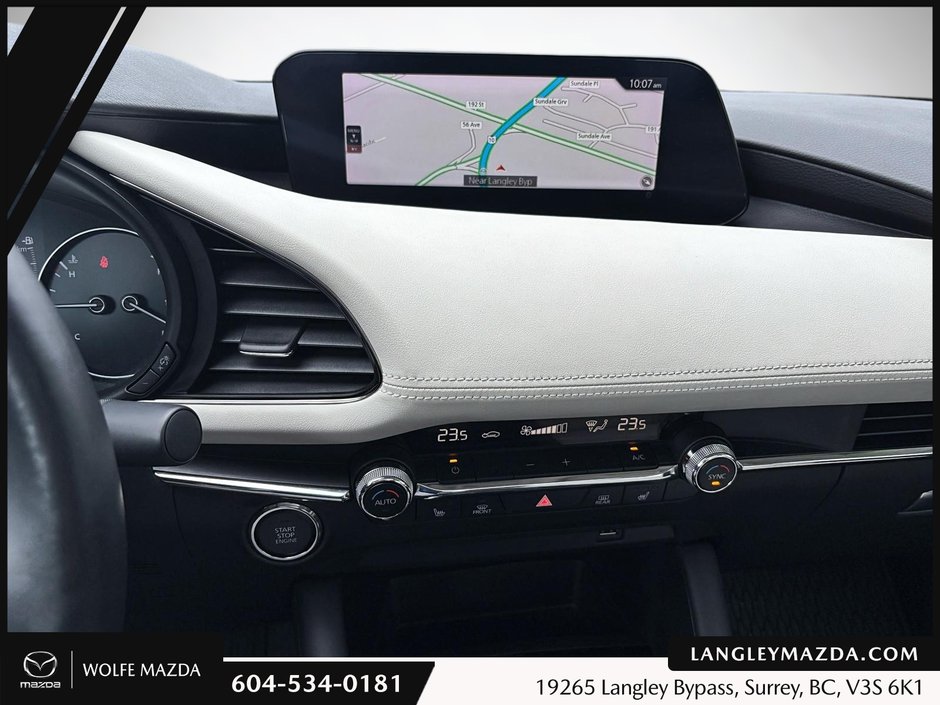 2021 Mazda 3-13