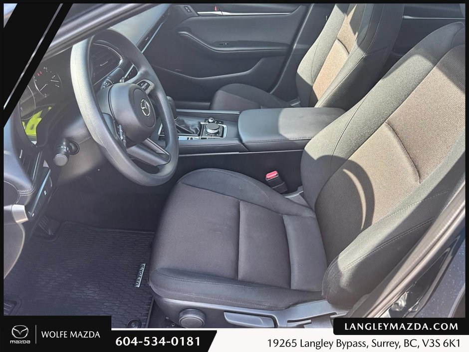 2022 Mazda 3 GX-10