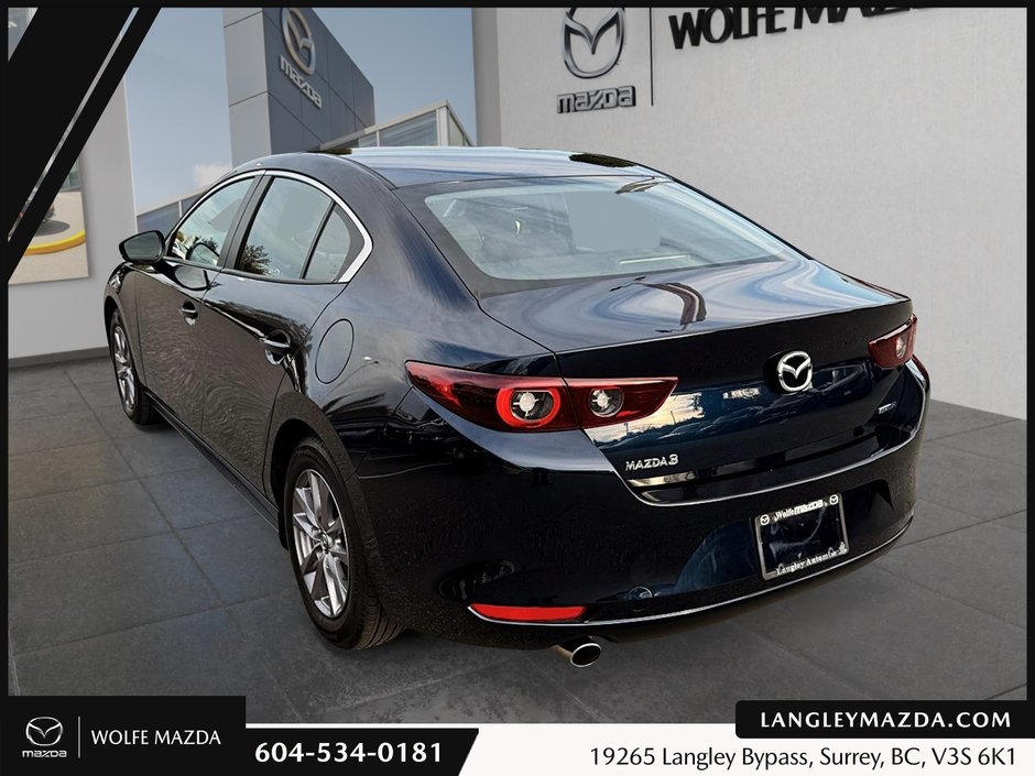 2023 Mazda 3 GS-2