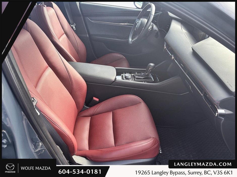 2023 Mazda 3 GT w/Turbo-22