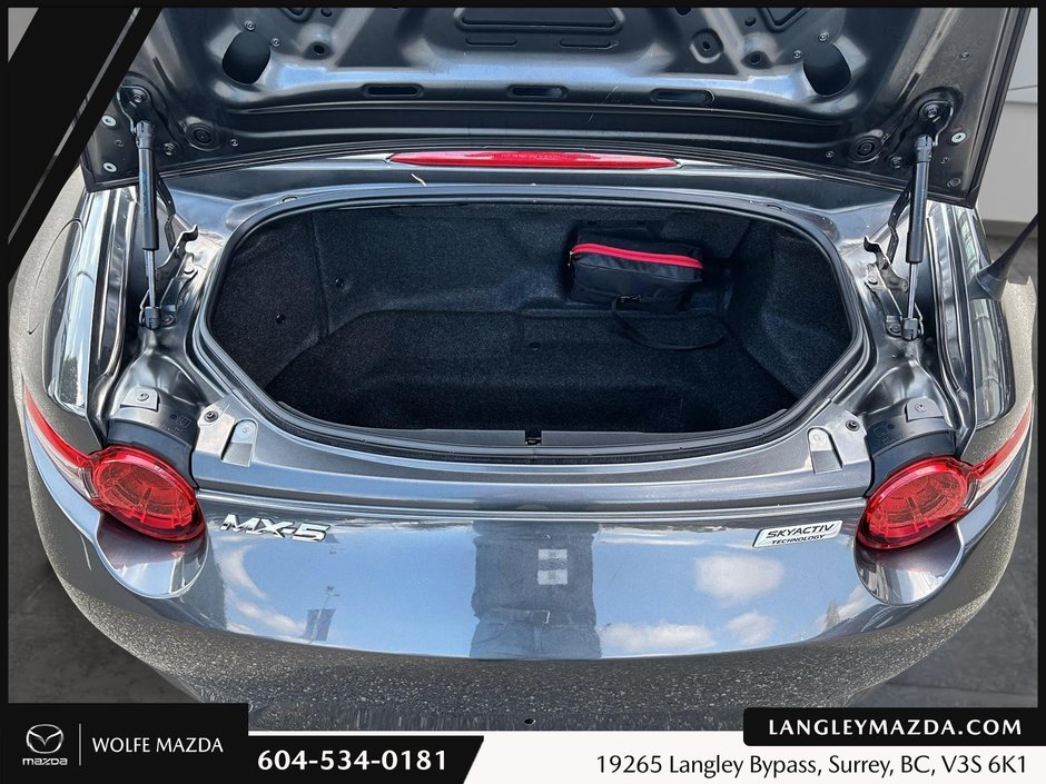 2016 Mazda MX-5 GX-15
