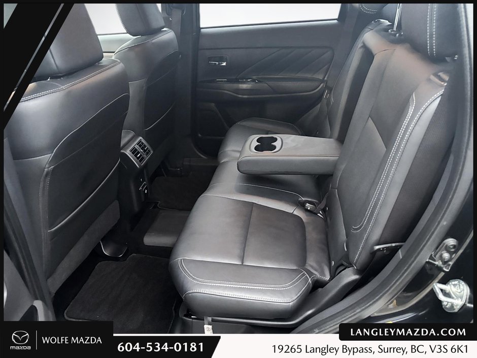 2019 Mitsubishi Outlander PHEV SE-17