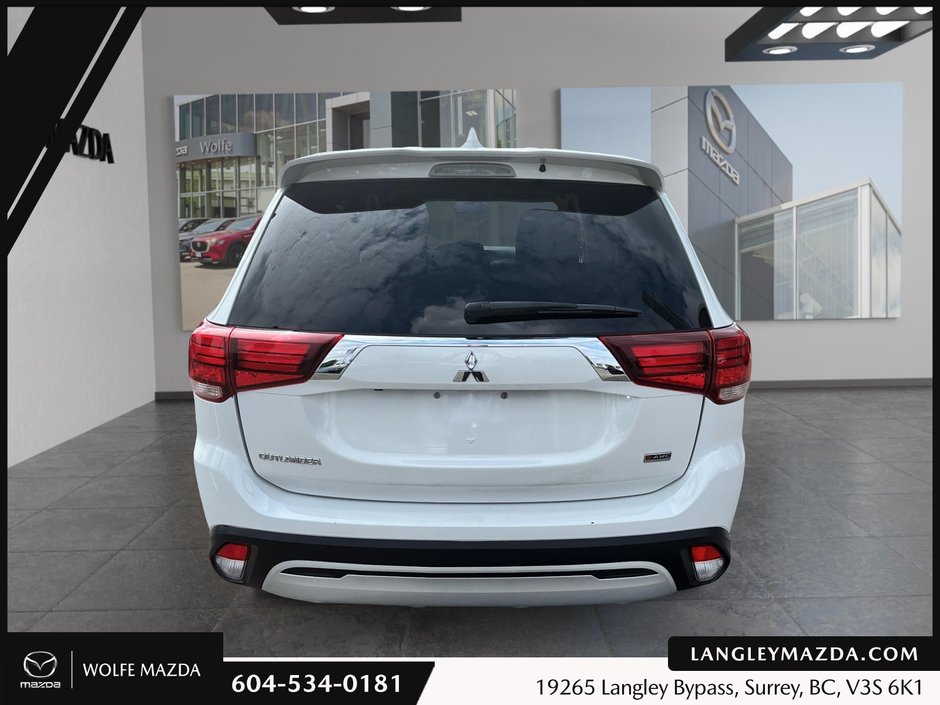 2020 Mitsubishi Outlander-5