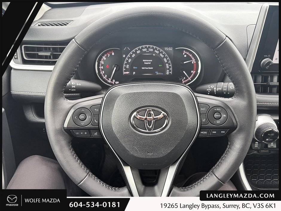 2024 Toyota RAV4 XLE-12