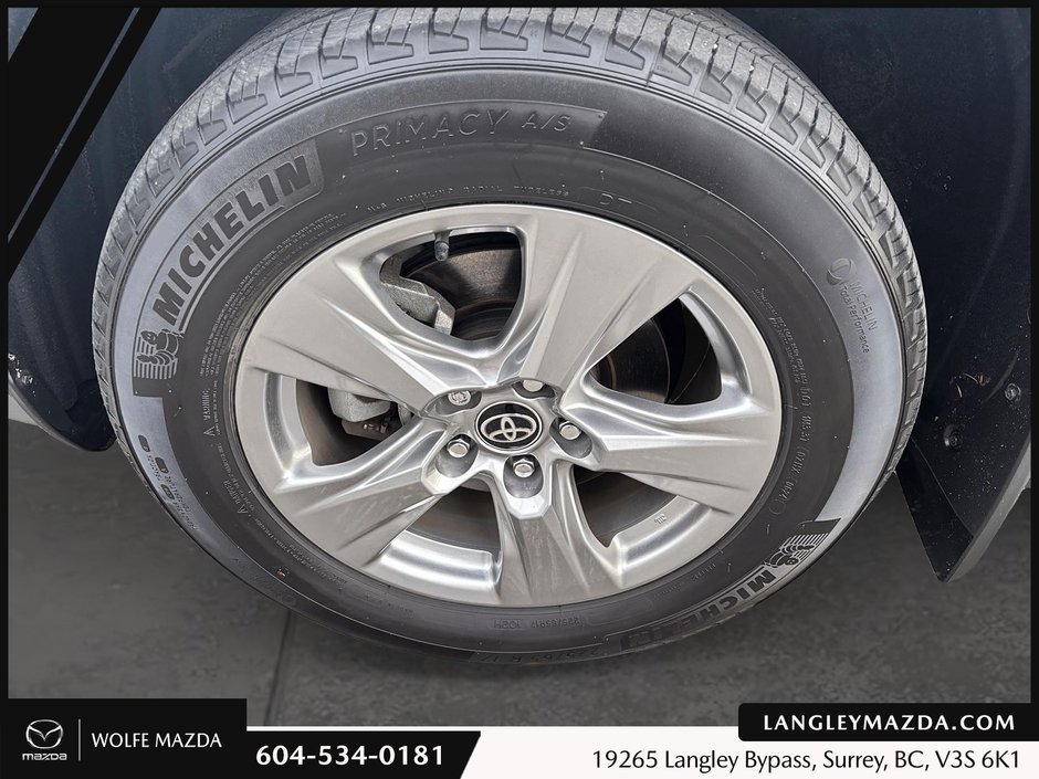 2024 Toyota RAV4 XLE-8