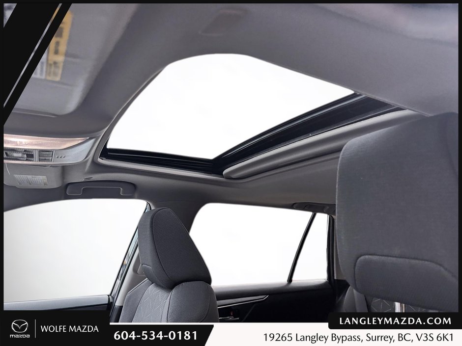 2024 Toyota RAV4 XLE-11