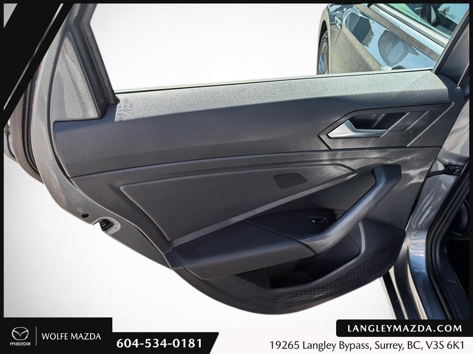 2019 Volkswagen Jetta Highline-16