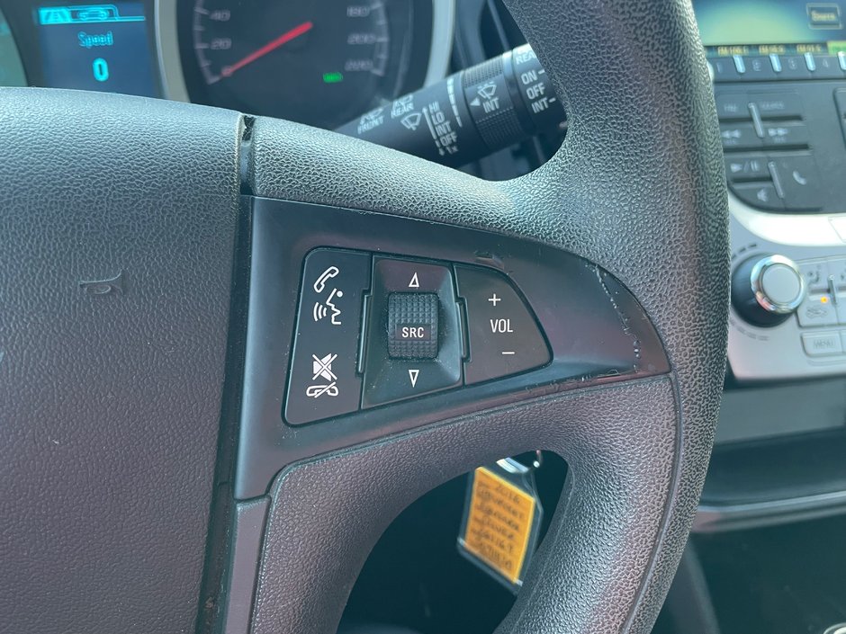 2016 Chevrolet Equinox LS-13