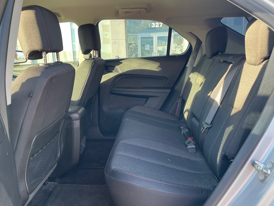 2016 Chevrolet Equinox LS-8