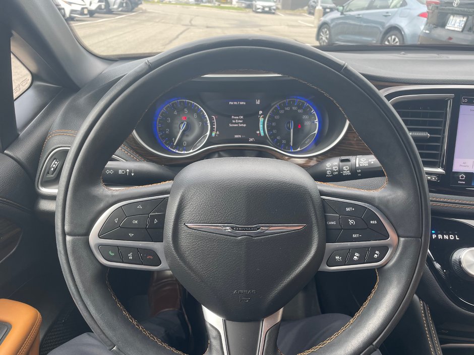 2022 Chrysler Pacifica Pinnacle-9