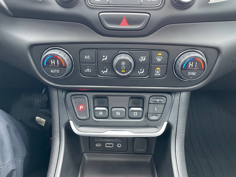 2020 GMC Terrain Denali-16