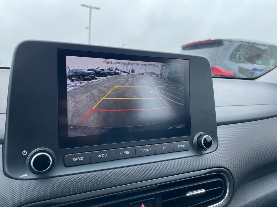 2022 Hyundai Kona Preferred-11