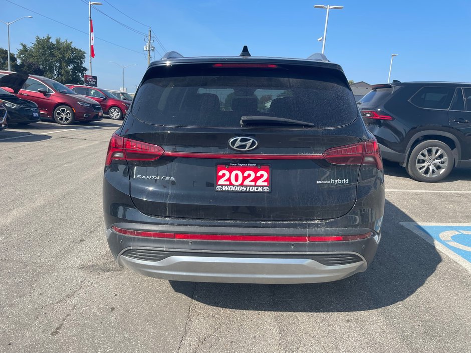 2022 Hyundai Santa Fe Hybrid Luxury-2