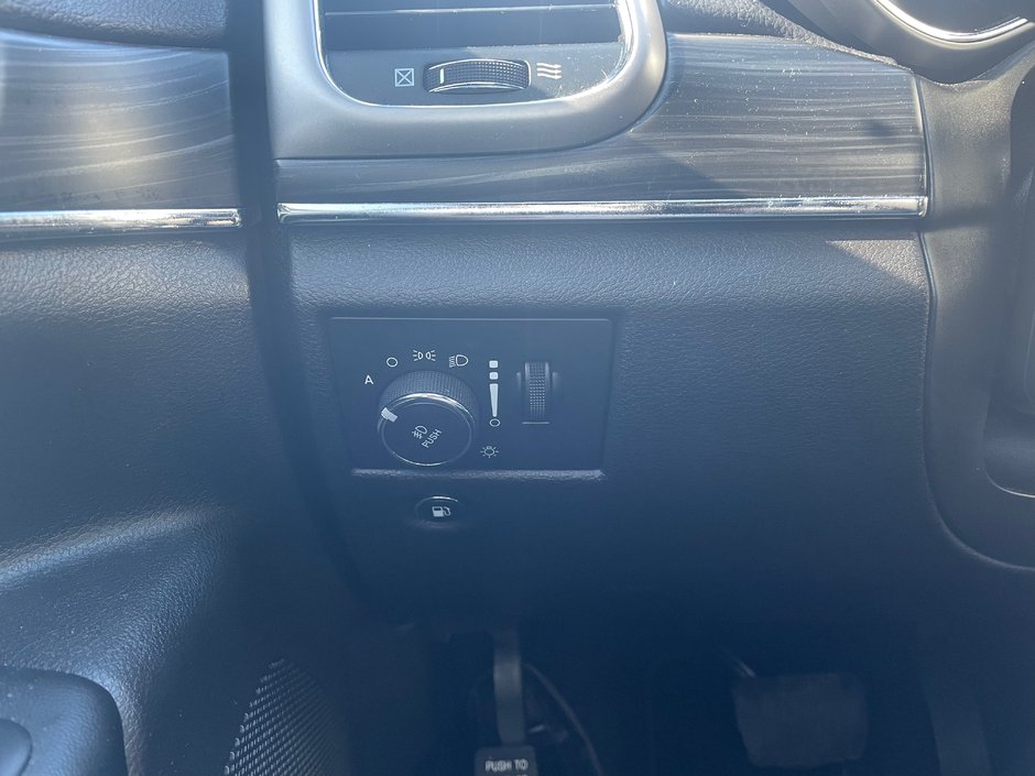 2020 Jeep Grand Cherokee Limited-11