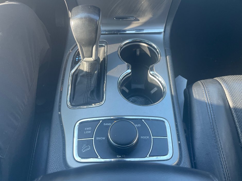 2020 Jeep Grand Cherokee Limited-14