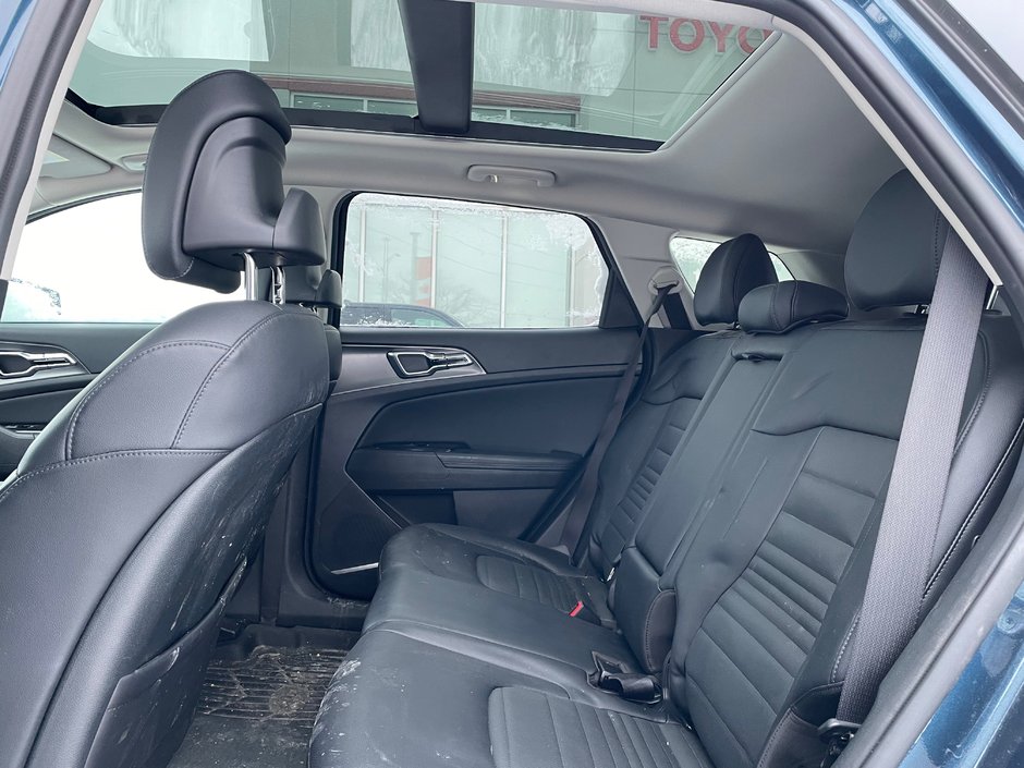 2023 Kia Sportage EX Premium-8