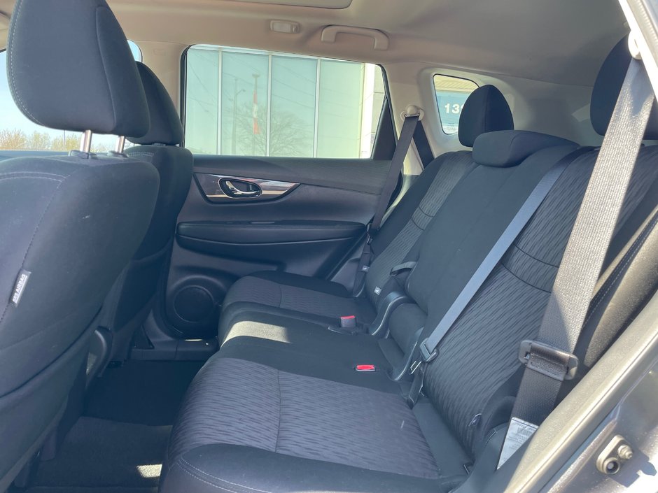 2020 Nissan Rogue SV-6