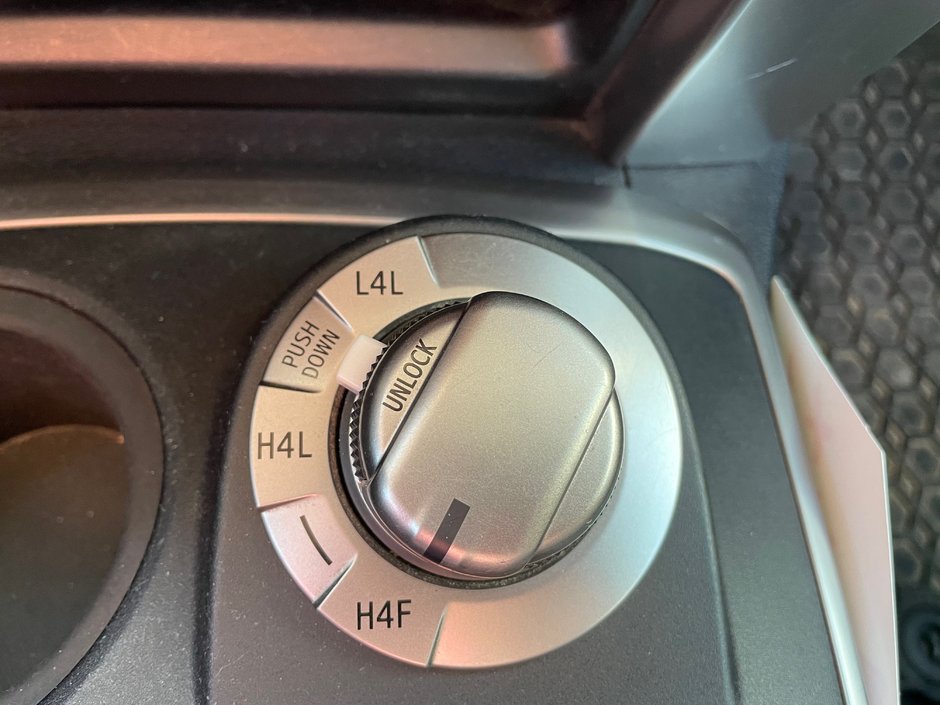 2015 Toyota 4Runner SR5-24