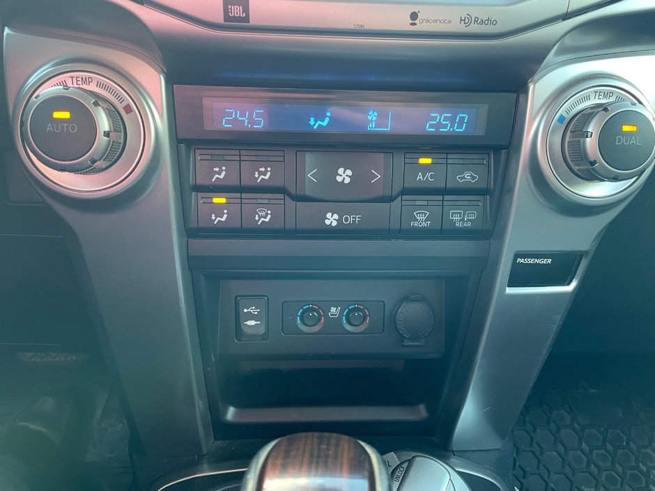 2015 Toyota 4Runner SR5-17